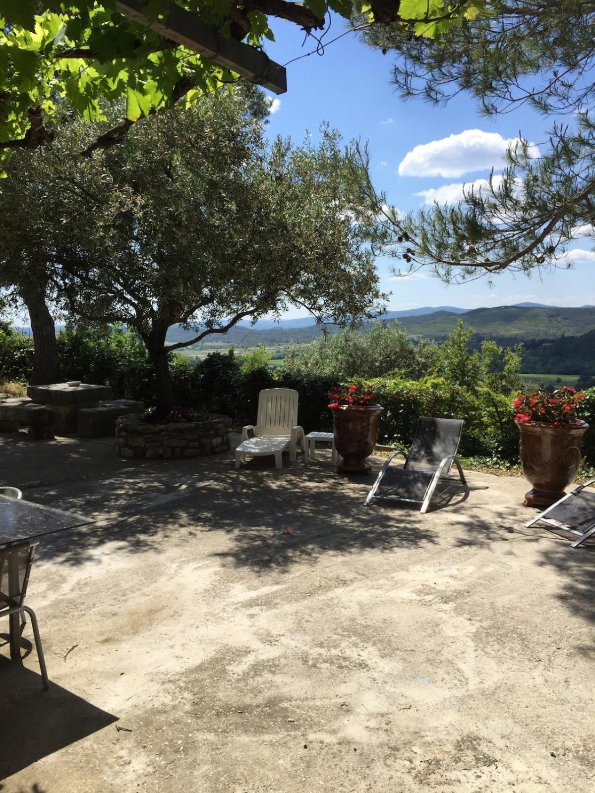 Le Castellas - Gite En Pleine Nature Montmirat Exterior photo
